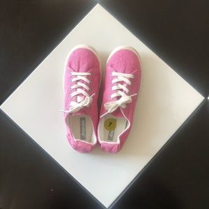 2/$30✨ NEW Aeropostale Pink Sparkle Shoes